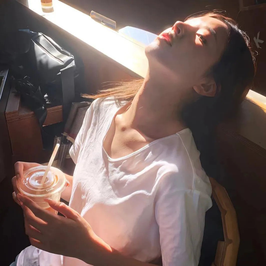 新扎僵尸追女仔 在线观看封面